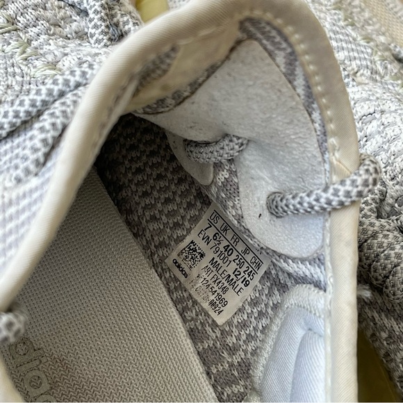 adidas Yeezy Boost 350 V2 Yeshaya (Non-Reflective) women’s 8/men’s 7 - Picture 5 of 7